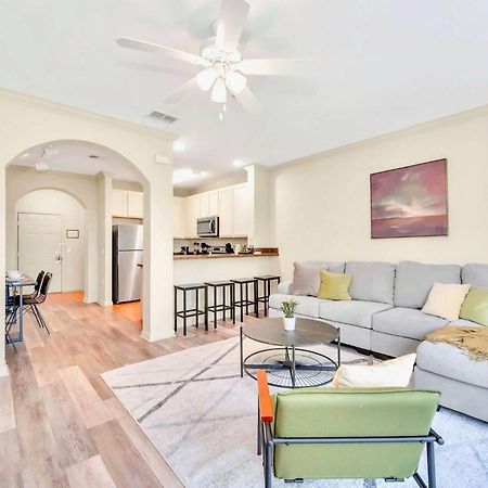 Modern 2Br Condo - Hot Tub And Pool - Near Disney Orlando Dış mekan fotoğraf