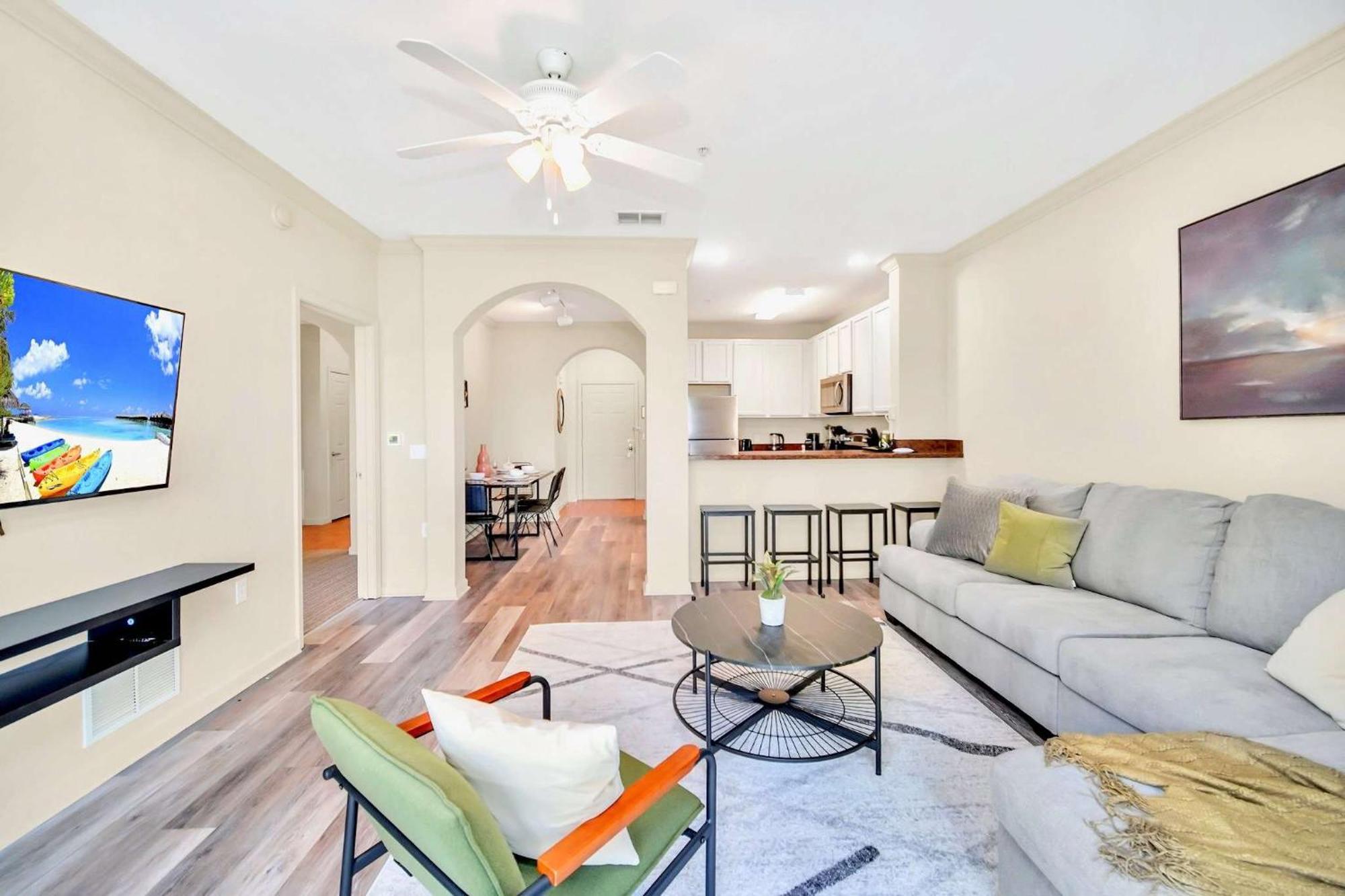 Modern 2Br Condo - Hot Tub And Pool - Near Disney Orlando Dış mekan fotoğraf
